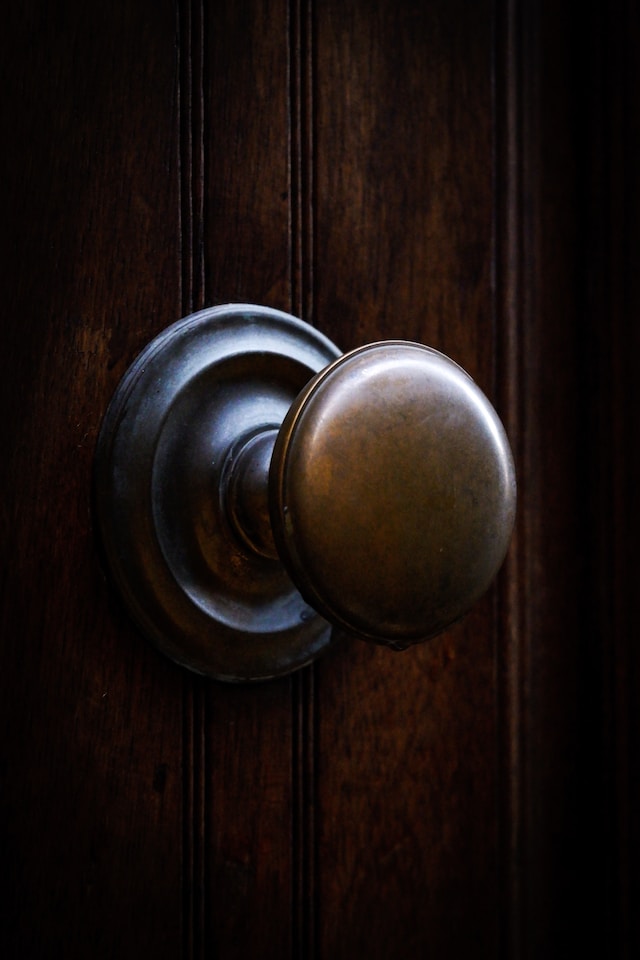 De magie van deurknoppen: hoe kleine details groot verschil maken in je interieur.